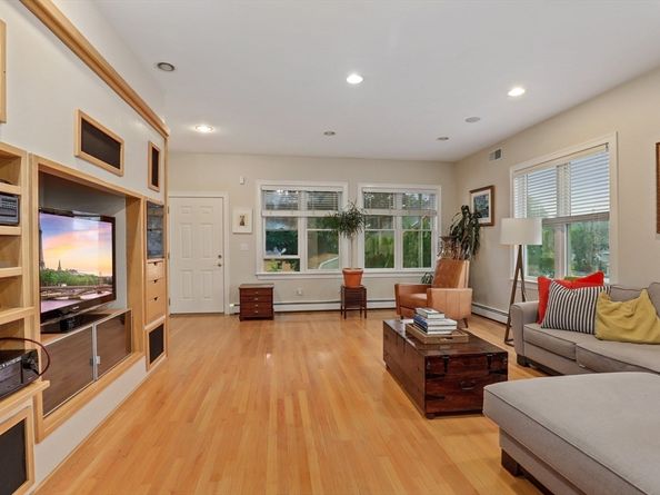 13 Essex St 2, Lynn MA 01902