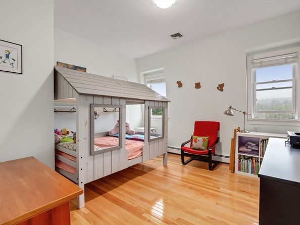 13 Essex St 2, Lynn MA 01902