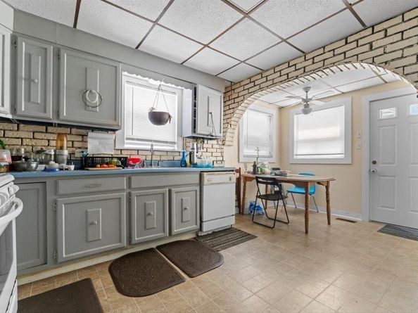 80 Hudson St, Somerville MA 02143