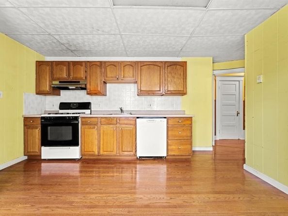 80 Hudson St, Somerville MA 02143