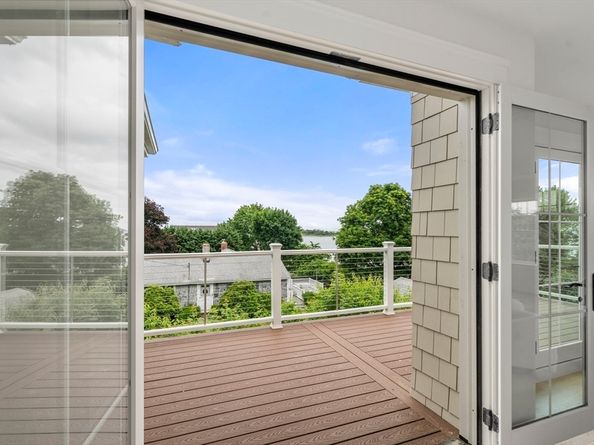 16 Foley Beach Rd, Hingham MA 02043