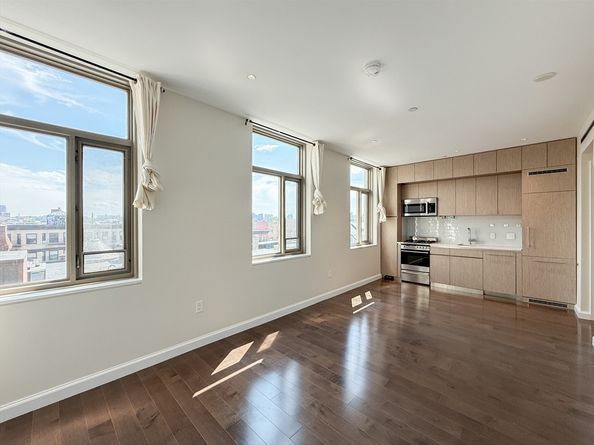 43 Westland Ave 610, Boston MA 02115