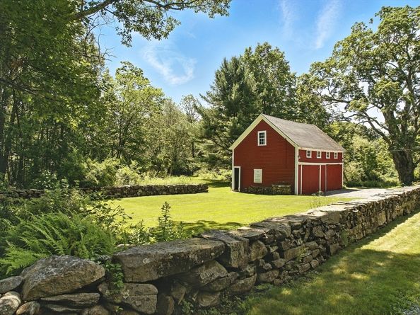 154 Long Hill Road, Bolton MA 01740