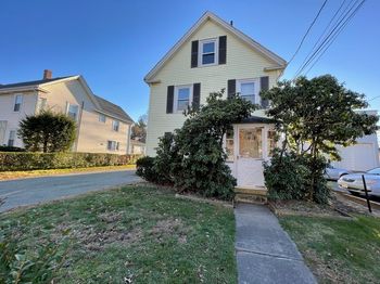334 River St