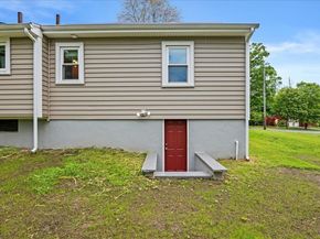 9 Lillian Rd, Acton MA 01720