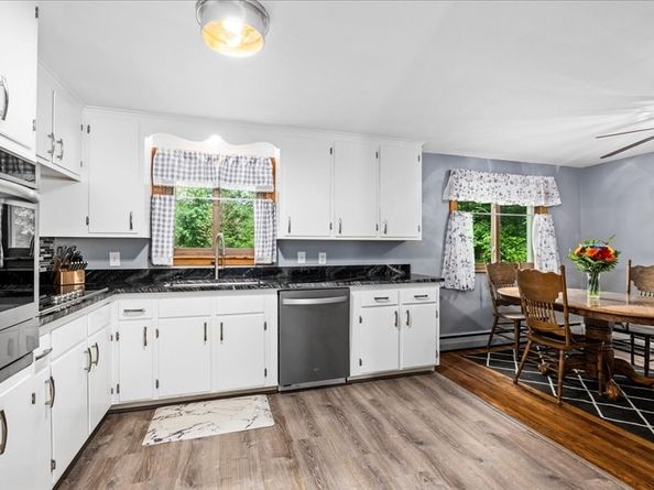 9 Lillian Rd, Acton MA 01720