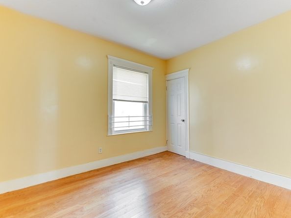 8 Ridgewood St, Boston MA 02122
