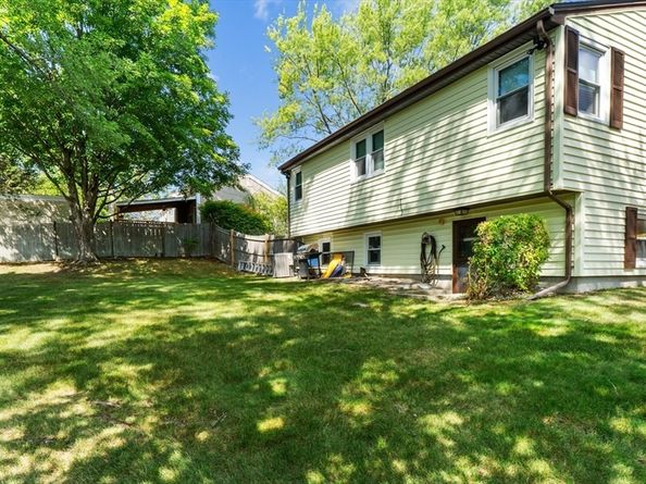 129 Anawan St, Brockton MA 02302
