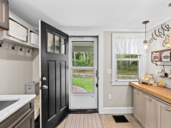 1231 Forest, Marshfield MA 02050