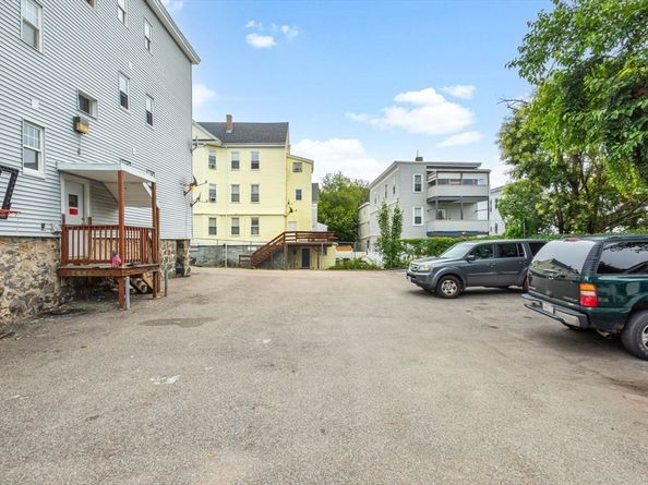 637 Walk Hill St, Boston MA 02126