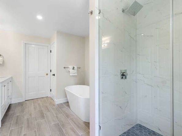 29 Cottage St 29, Newton MA 02464
