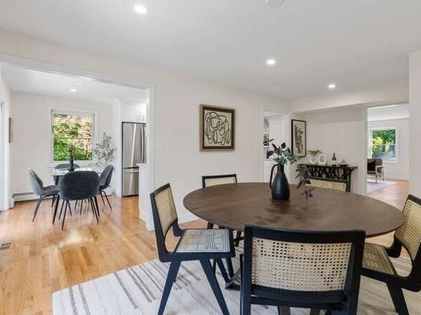 29 Cottage St 29, Newton MA 02464