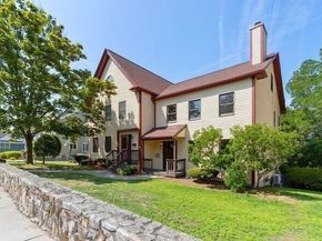 29 Cottage St 29, Newton MA 02464