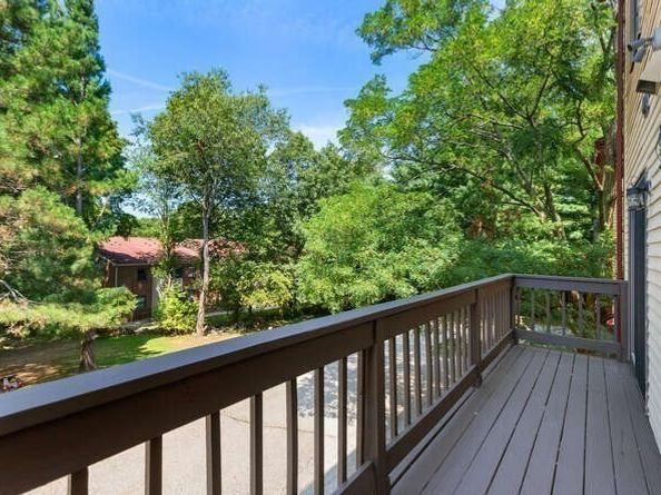 29 Cottage St 29, Newton MA 02464