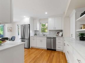 29 Cottage St 29, Newton MA 02464