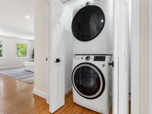 29 Cottage St 29, Newton MA 02464