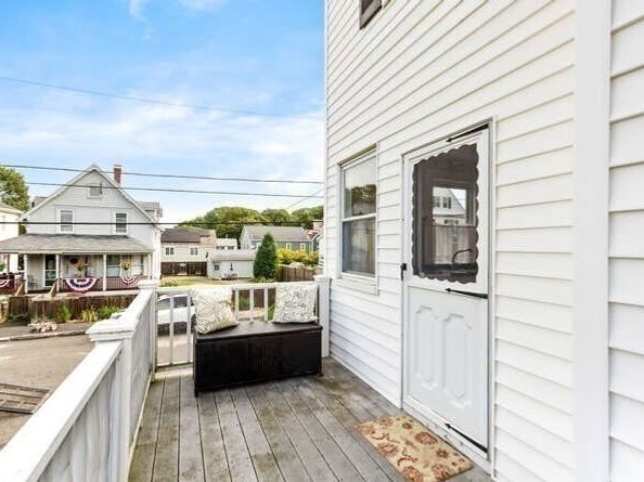 6 Beauport Ave, Gloucester MA 01930