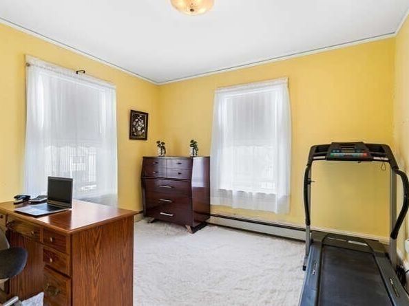 6 Beauport Ave, Gloucester MA 01930