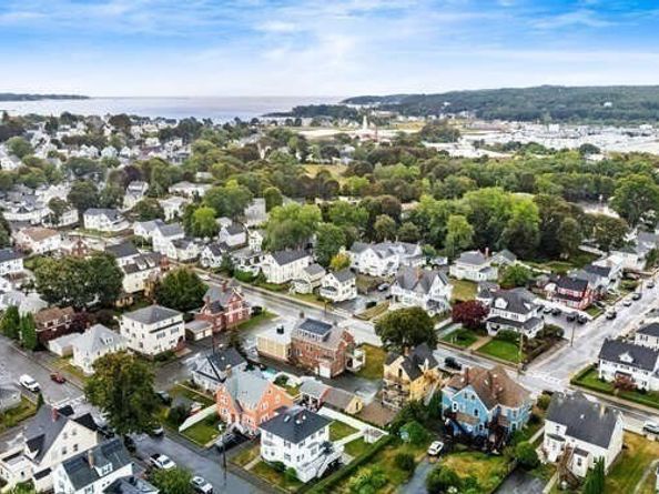6 Beauport Ave, Gloucester MA 01930