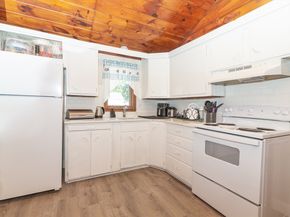 23 Canna Dr, Shrewsbury MA 01545