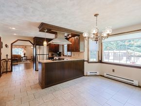 68 Catamount Rd, Tewksbury MA 01876