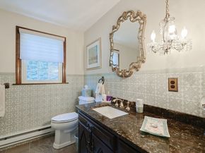 68 Catamount Rd, Tewksbury MA 01876