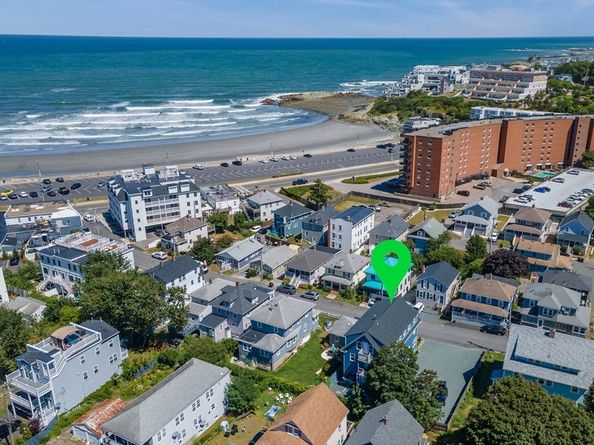 22 Berkley Road C, Hull MA 02045