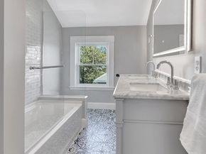 22 Berkley Road C, Hull MA 02045
