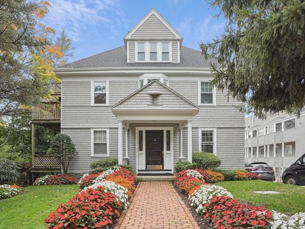 36 Cummings Rd 1, Boston MA 02135