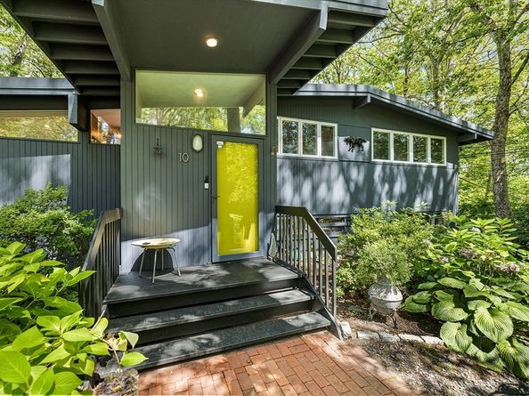 10 Dewey Rd, Lexington MA 02420