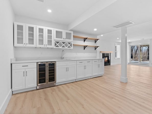 6A Sanders Lane, Bolton MA 01740