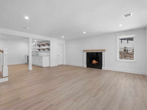 6A Sanders Lane, Bolton MA 01740