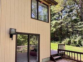 17 Rush Pond Rd, Lakeville MA 02347
