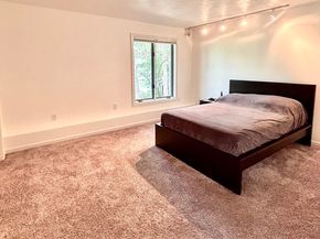 17 Rush Pond Rd, Lakeville MA 02347