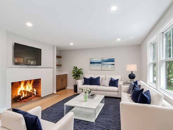 34 Woodcrest, Boxford MA 01921