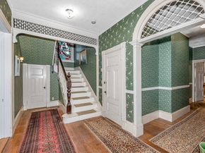 82 Lincoln Ave, Saugus MA 01906