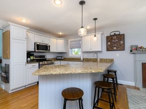 44 Livoli Ave, Braintree MA 02184