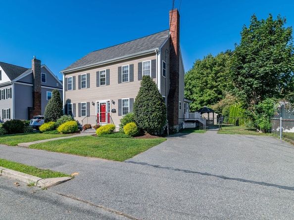 44 Livoli Ave, Braintree MA 02184