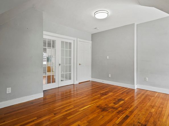 8 Marbury Terrace 3, Boston MA 02130