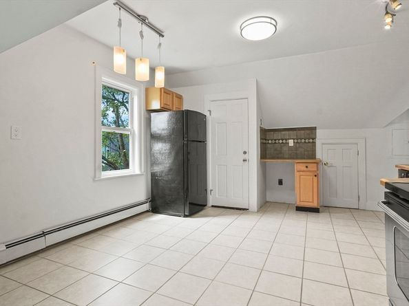 8 Marbury Terrace 3, Boston MA 02130