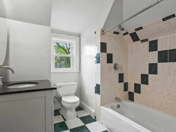 8 Marbury Terrace 3, Boston MA 02130