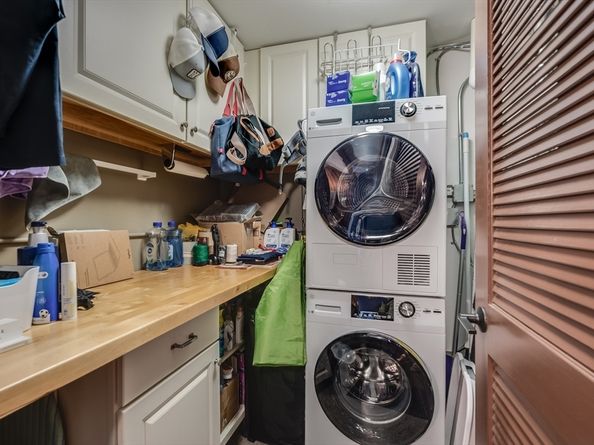 156 Porter St 340, Boston MA 02128