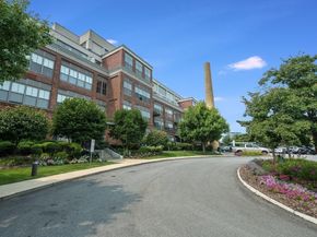 156 Porter St 340, Boston MA 02128