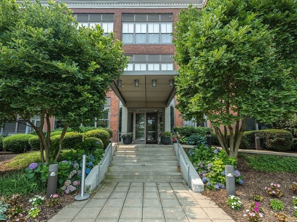 156 Porter St 340, Boston MA 02128