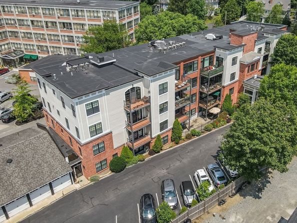 58 North Main Street 304, Natick MA 01760
