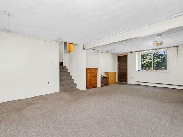 14 Mallard Way, Waltham MA 02452