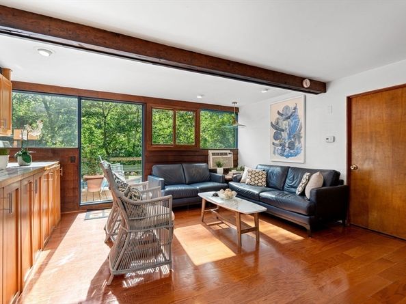 336 North Ave, Weston MA 02493