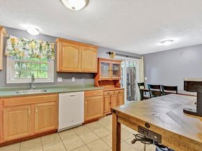 468 Elm Street 3, Fitchburg MA 01420