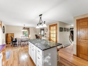 10 Duck Farm, Bridgewater MA 02324