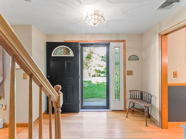 10 Duck Farm, Bridgewater MA 02324